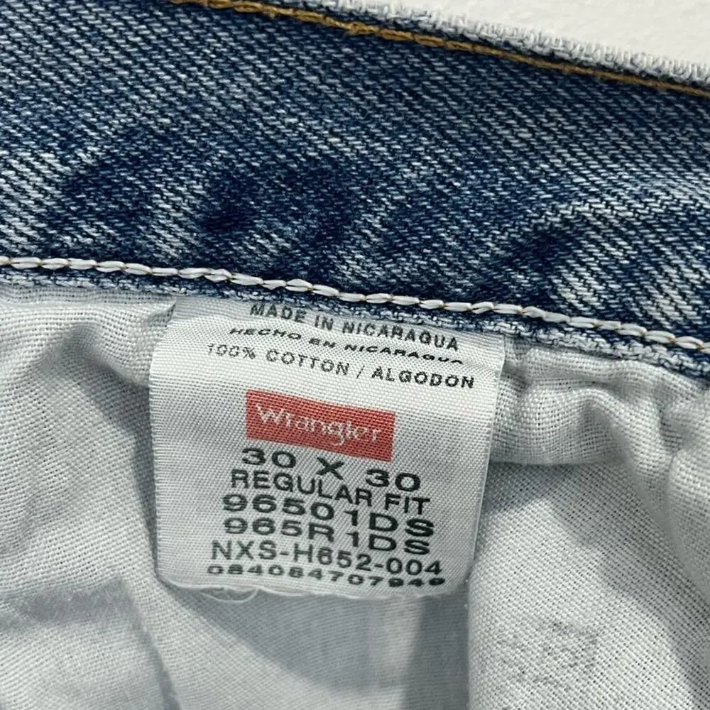Wrangler Vintage 30x30 Light‎ Wash High Rise Jeans Regular Fit